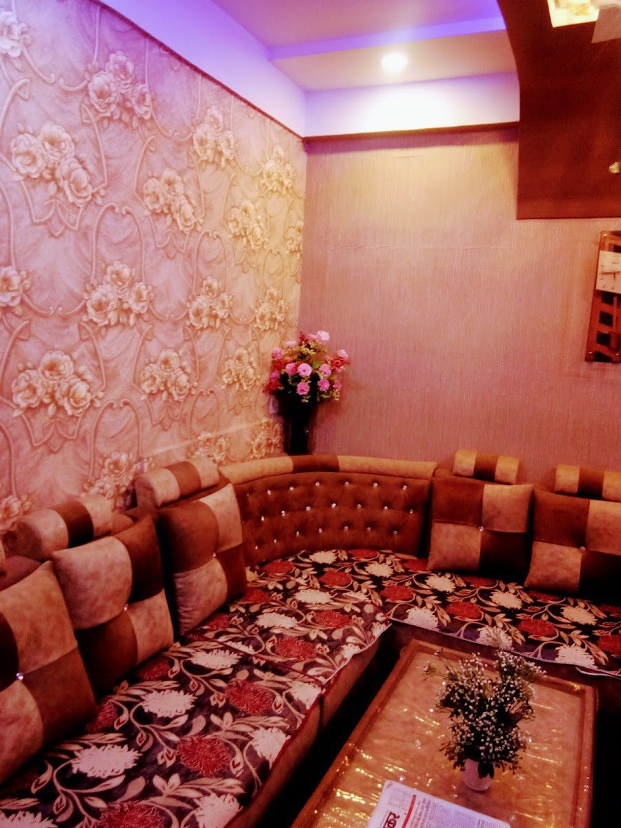 Sanjay Sofa Repairing
