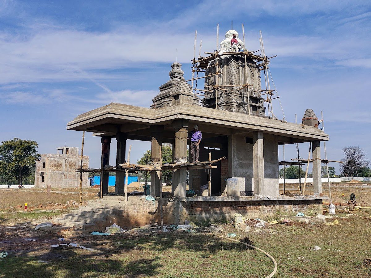 Shri Sadguru Construction